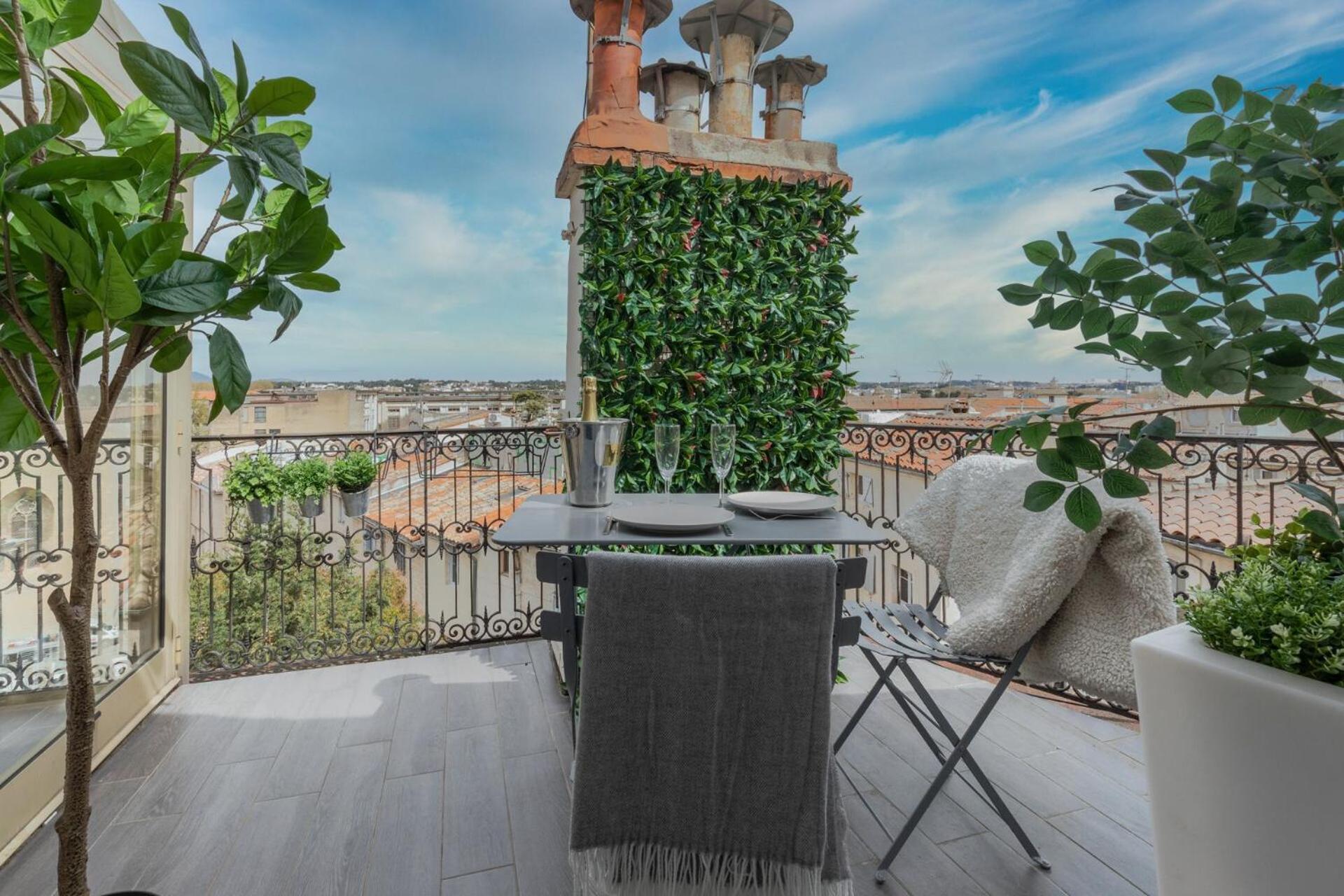 La Terrasse, Vue Sur Les Toits De Montpellier Leilighet Eksteriør bilde